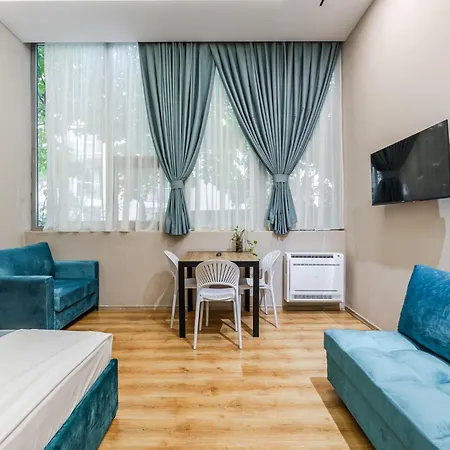 Palm Beachfront By Ps Aparthotel Durrës